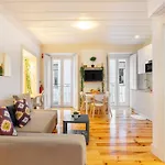 Whome Intendente Modern 1-Bed W/ Lift & Ac In Top Notch Location